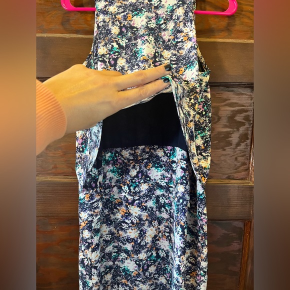 Layered Spring Dress - Picture 5 of 10